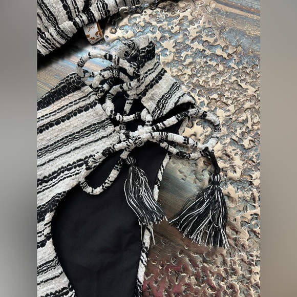 BECCA Symphony Cheryl Triangle top size D Emily Side tie hipster size small - Picture 7 of 14